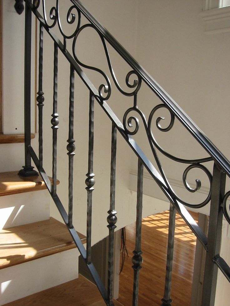 Modern Black Balcony Railing